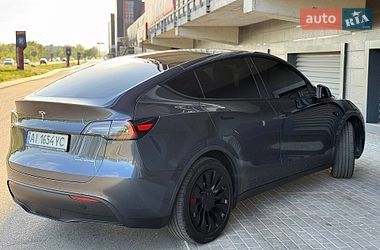 Позашляховик / Кросовер Tesla Model Y 2020 в Києві
