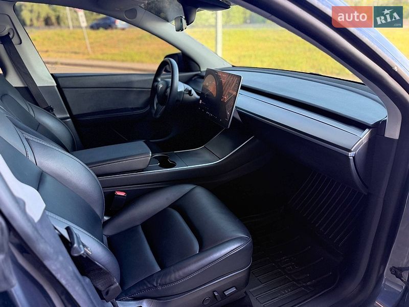 Позашляховик / Кросовер Tesla Model Y 2020 в Києві
