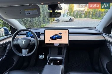 Внедорожник / Кроссовер Tesla Model Y 2022 в Киеве