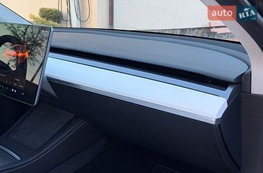 Внедорожник / Кроссовер Tesla Model Y 2023 в Стрые