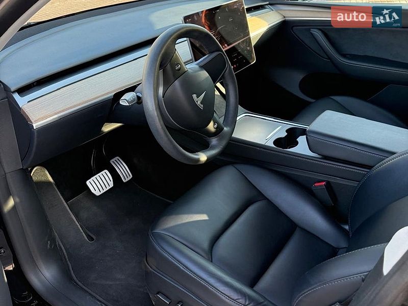 Позашляховик / Кросовер Tesla Model Y 2023 в Києві