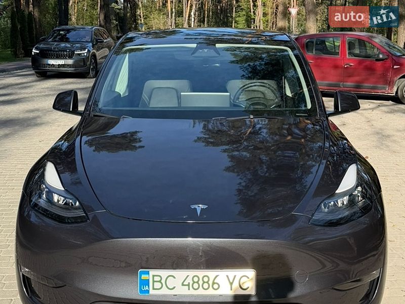 Внедорожник / Кроссовер Tesla Model Y 2024 в Львове