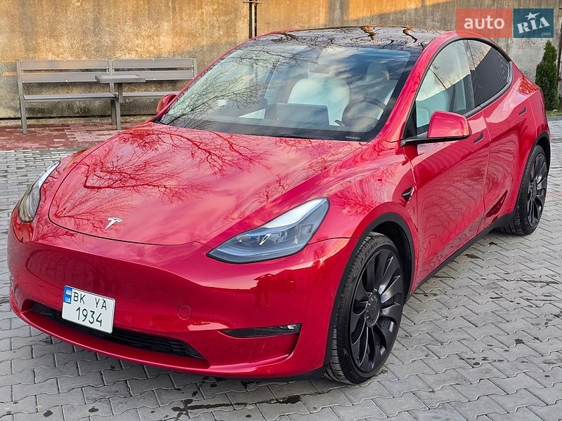 Внедорожник / Кроссовер Tesla Model Y 2022 в Костополе
