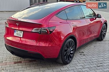 Внедорожник / Кроссовер Tesla Model Y 2022 в Костополе