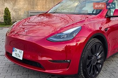 Внедорожник / Кроссовер Tesla Model Y 2022 в Костополе