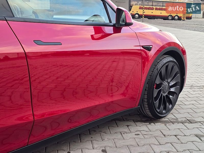 Внедорожник / Кроссовер Tesla Model Y 2022 в Костополе
