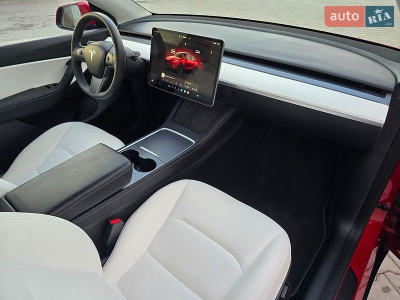 Внедорожник / Кроссовер Tesla Model Y 2022 в Костополе