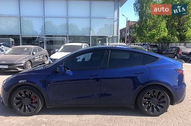 Внедорожник / Кроссовер Tesla Model Y 2023 в Полтаве