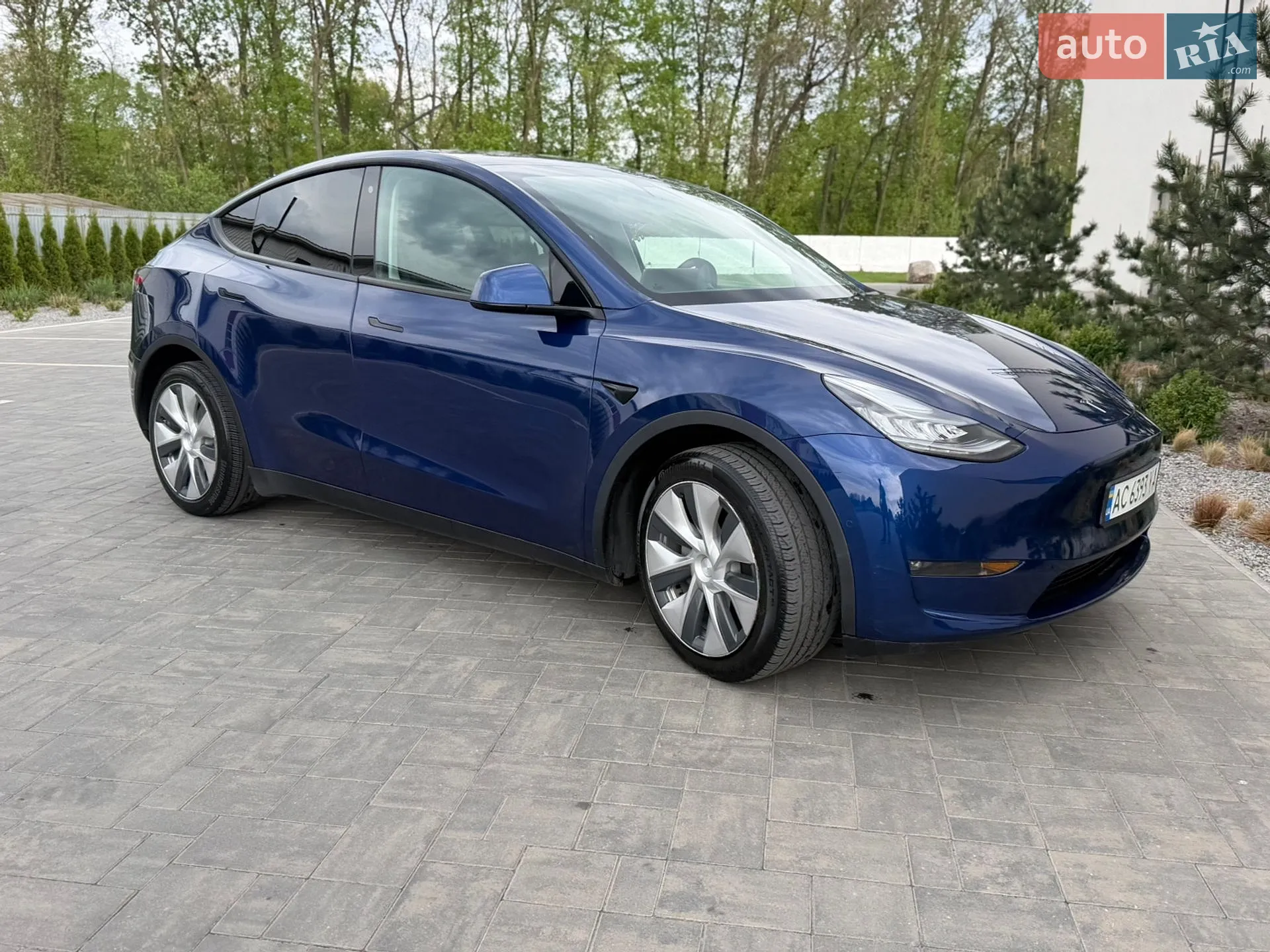 2021 Tesla Model Y - мініатюра 8