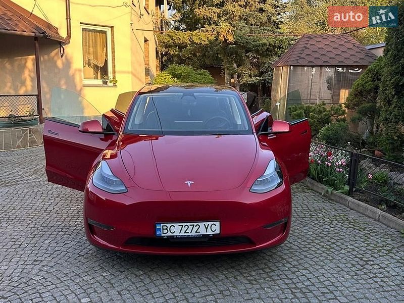 Позашляховик / Кросовер Tesla Model Y 2023 в Харкові