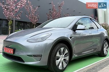 Позашляховик / Кросовер Tesla Model Y 2024 в Києві