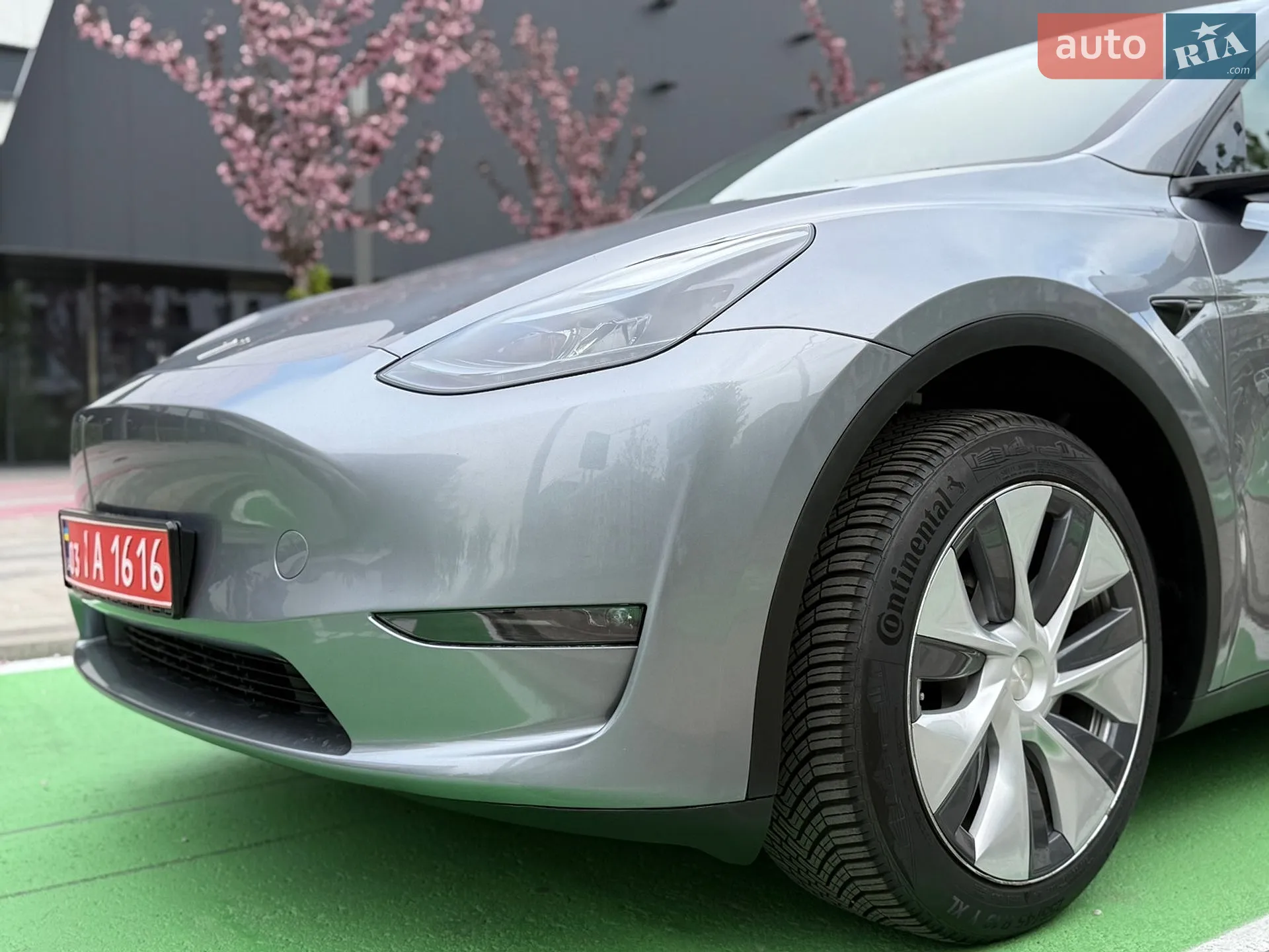 2024 Tesla Model Y - мініатюра 6