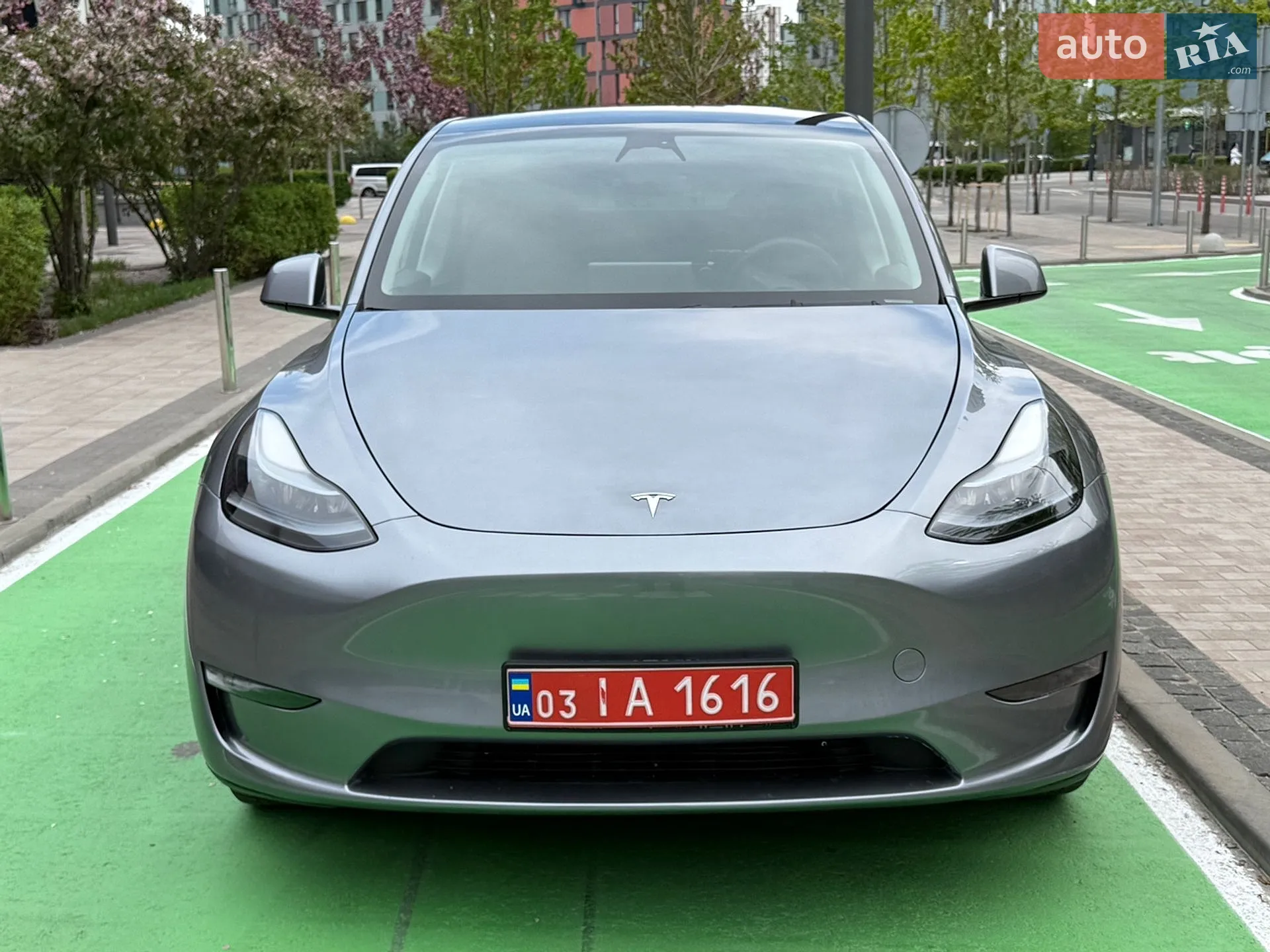 2024 Tesla Model Y - мініатюра 8