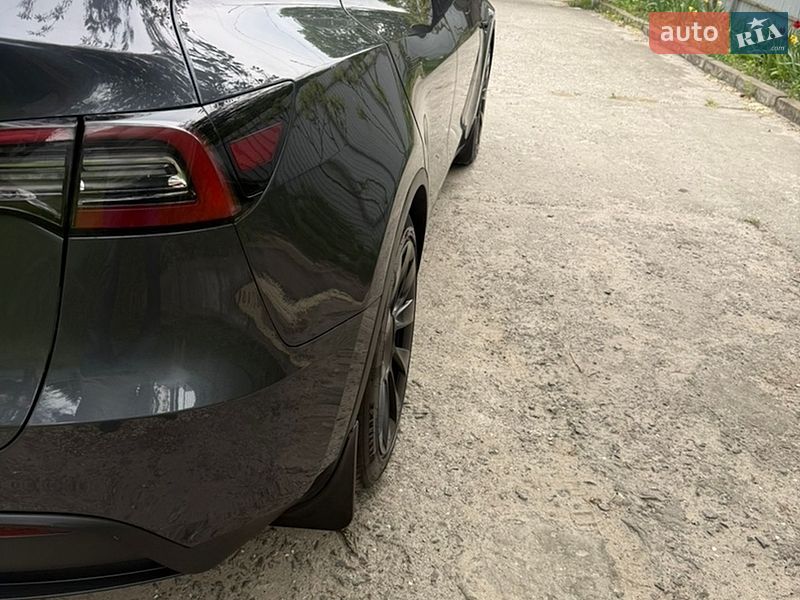 Внедорожник / Кроссовер Tesla Model Y 2022 в Киеве фото 4 Внедорожник / Кроссовер Tesla Model Y 2022 в Киеве