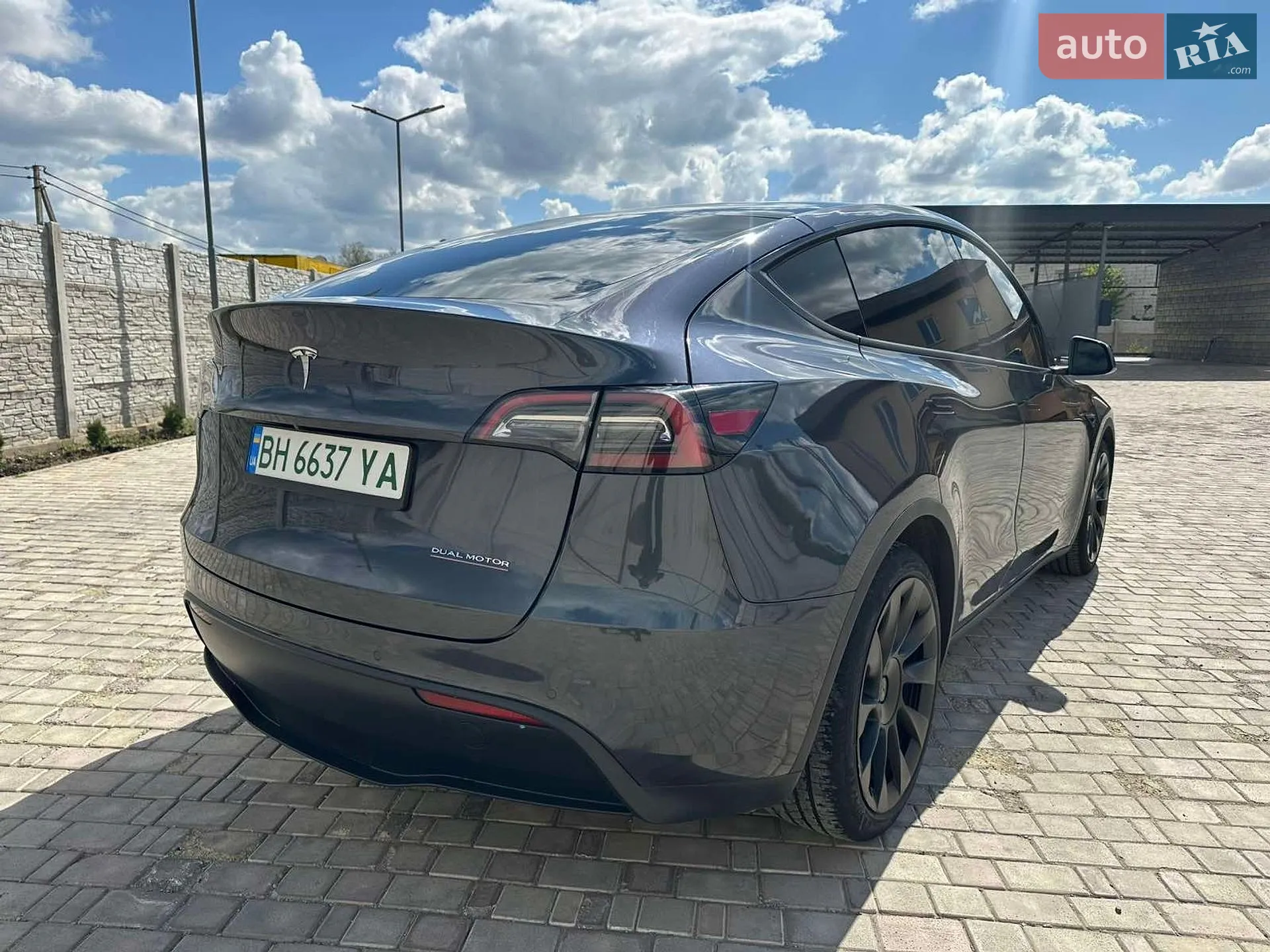 2021 Tesla Model Y - мініатюра 8