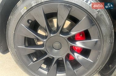 Внедорожник / Кроссовер Tesla Model Y 2022 в Киеве фото 17 Внедорожник / Кроссовер Tesla Model Y 2022 в Киеве