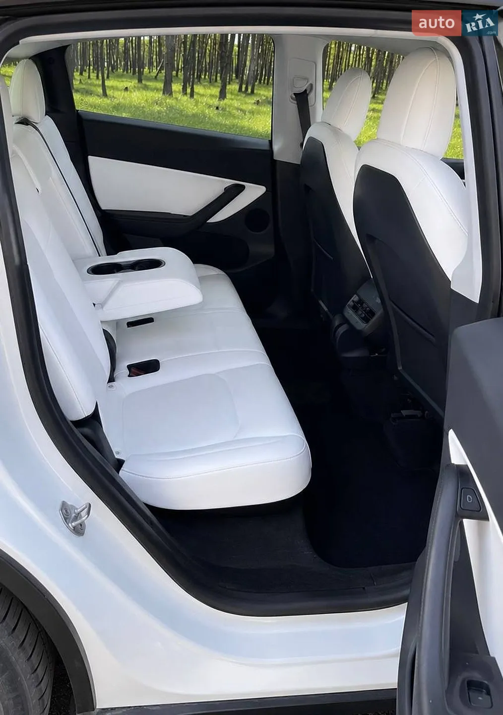 2022 Tesla Model Y - мініатюра 15