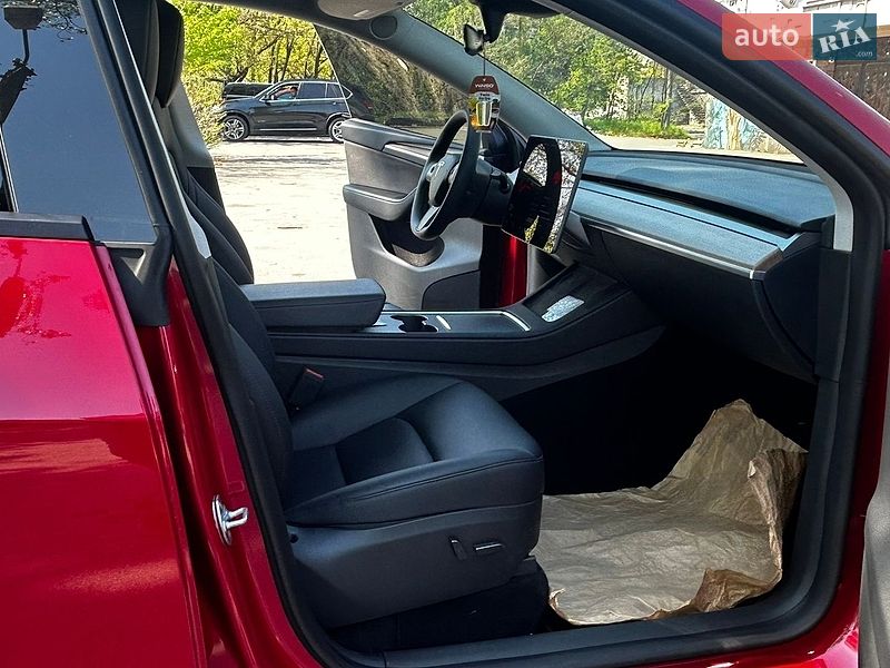 Внедорожник / Кроссовер Tesla Model Y 2023 в Днепре