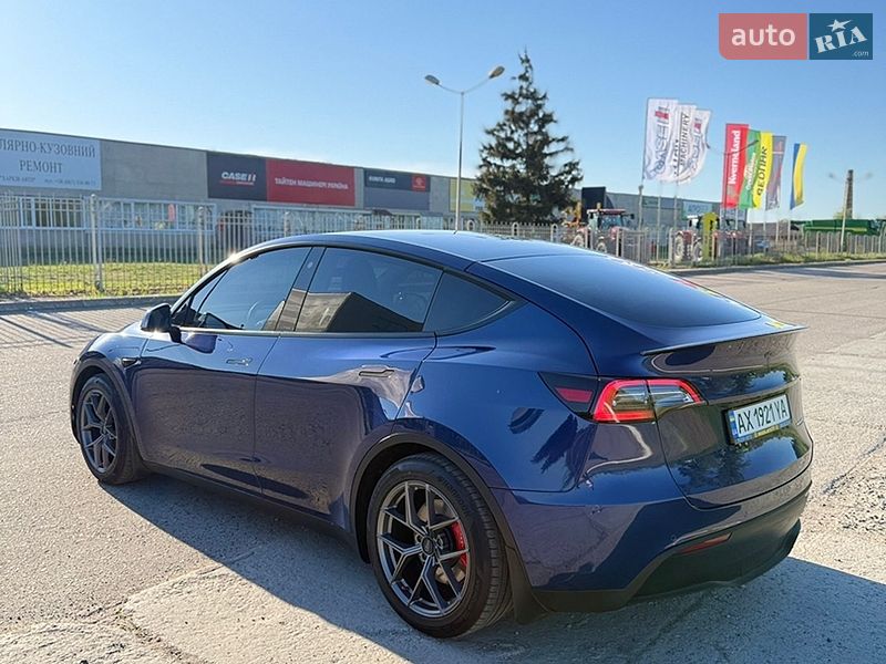 Внедорожник / Кроссовер Tesla Model Y 2021 в Харькове