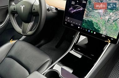 Внедорожник / Кроссовер Tesla Model Y 2020 в Черновцах