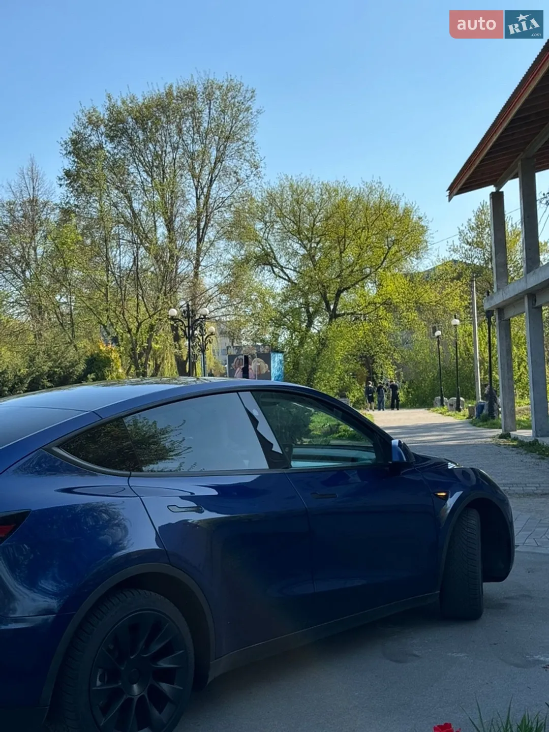 2025 Tesla Model Y - мініатюра 6