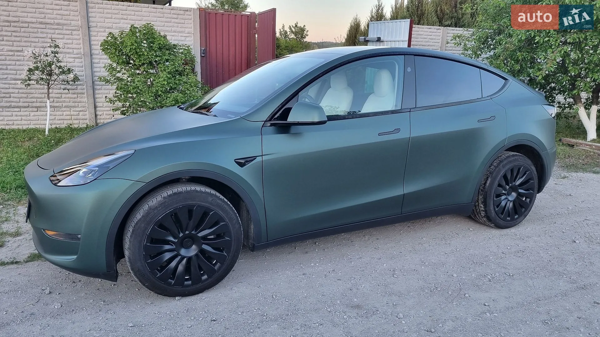 2024 Tesla Model Y - мініатюра 11