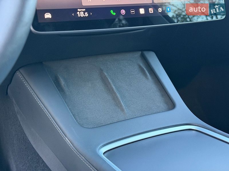 Внедорожник / Кроссовер Tesla Model Y 2024 в Стрые