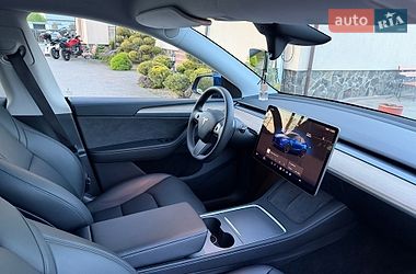 Внедорожник / Кроссовер Tesla Model Y 2024 в Стрые