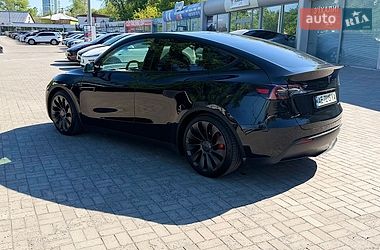 Позашляховик / Кросовер Tesla Model Y 2024 в Дніпрі