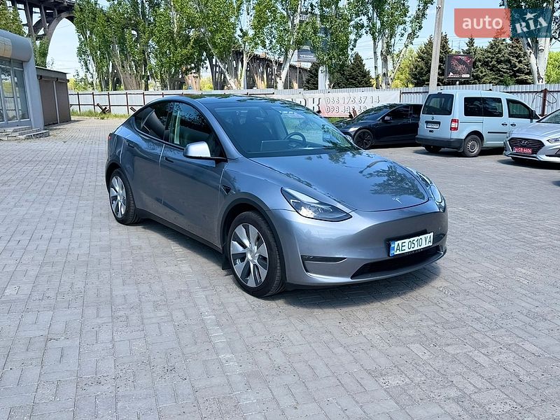 Внедорожник / Кроссовер Tesla Model Y 2023 в Днепре