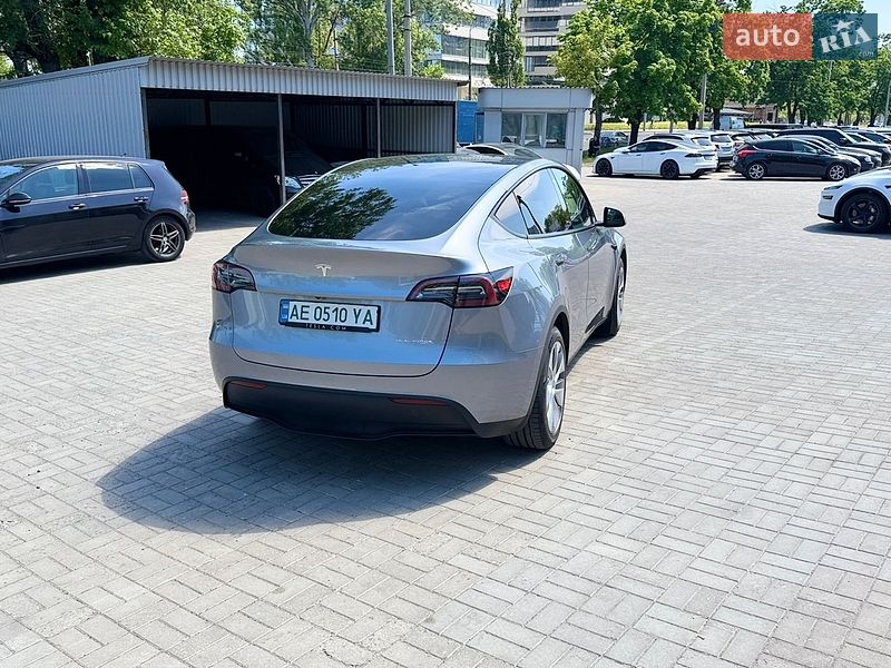 Внедорожник / Кроссовер Tesla Model Y 2023 в Днепре