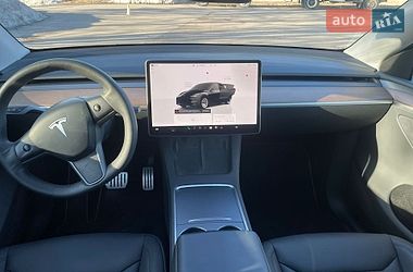 Позашляховик / Кросовер Tesla Model Y 2024 в Рівному