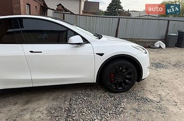 Позашляховик / Кросовер Tesla Model Y 2023 в Лісниках