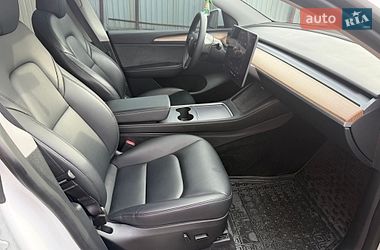 Позашляховик / Кросовер Tesla Model Y 2023 в Лісниках