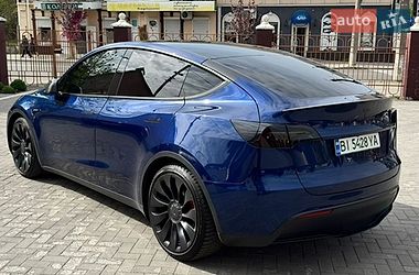 Внедорожник / Кроссовер Tesla Model Y 2022 в Кременчуге
