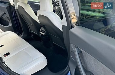 Внедорожник / Кроссовер Tesla Model Y 2022 в Кременчуге