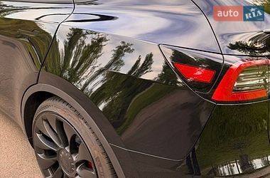 Внедорожник / Кроссовер Tesla Model Y 2024 в Киеве