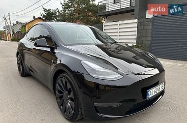 Позашляховик / Кросовер Tesla Model Y 2024 в Києві