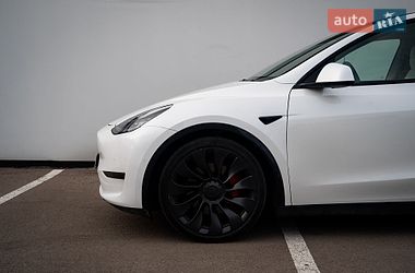 Внедорожник / Кроссовер Tesla Model Y 2020 в Хмельницком