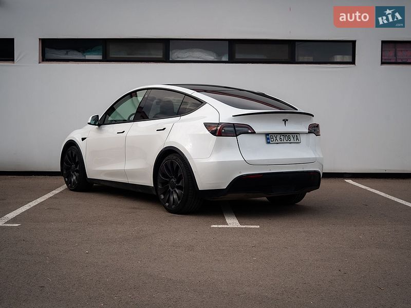 Позашляховик / Кросовер Tesla Model Y 2020 в Хмельницькому