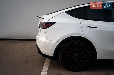 Внедорожник / Кроссовер Tesla Model Y 2020 в Хмельницком