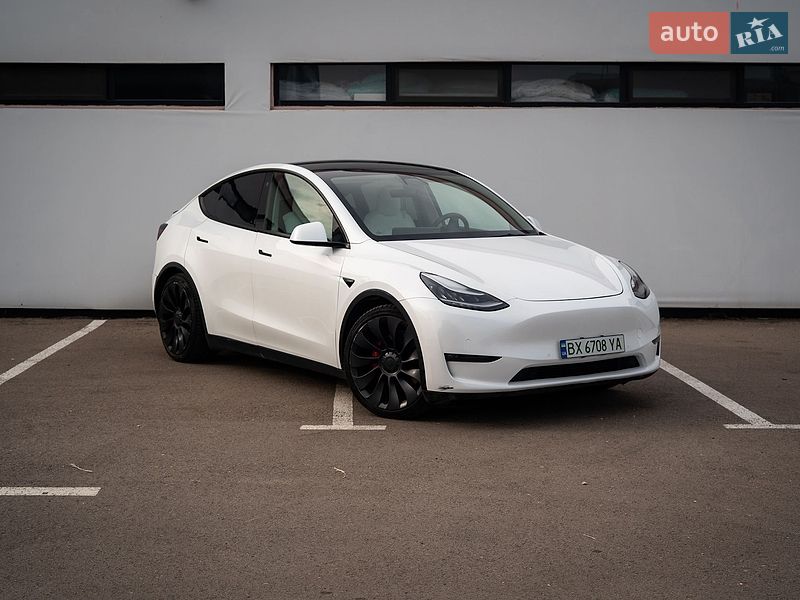 Позашляховик / Кросовер Tesla Model Y 2020 в Хмельницькому