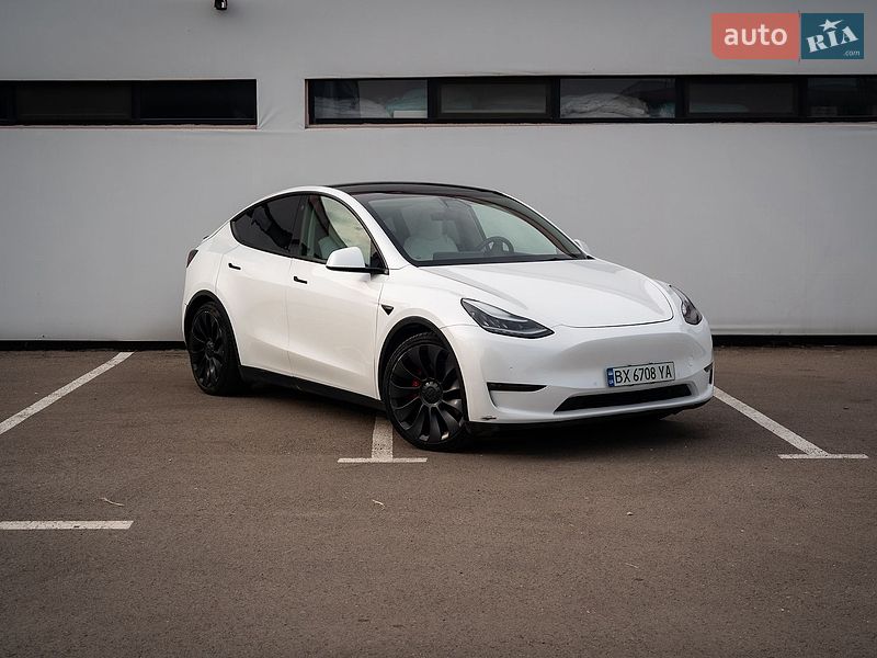 Внедорожник / Кроссовер Tesla Model Y 2020 в Хмельницком
