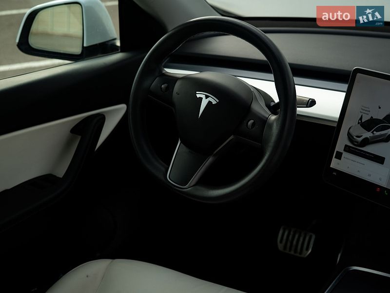 Позашляховик / Кросовер Tesla Model Y 2020 в Хмельницькому