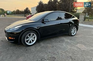 Внедорожник / Кроссовер Tesla Model Y 2021 в Сумах