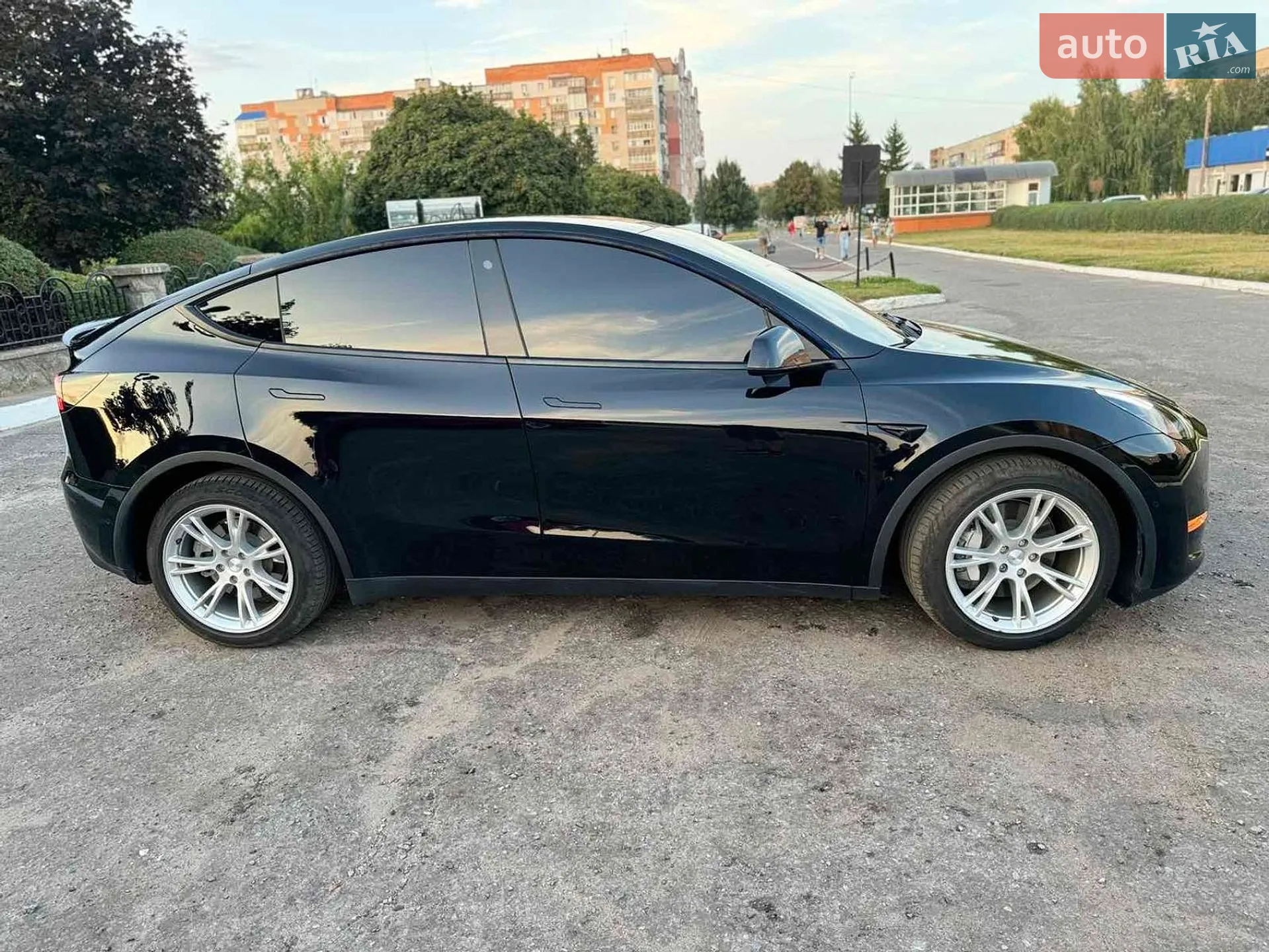 2021 Tesla Model Y - мініатюра 10