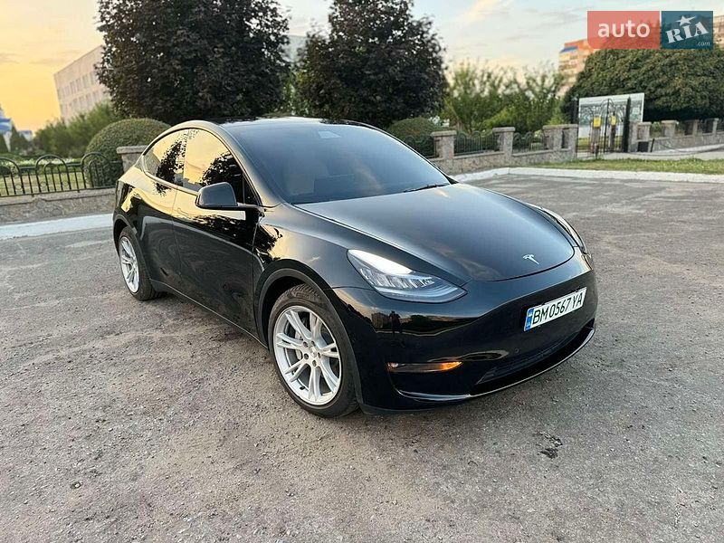 Tesla Model Y 2021