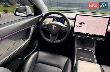 Внедорожник / Кроссовер Tesla Model Y 2021 в Ивано-Франковске