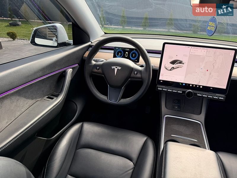Внедорожник / Кроссовер Tesla Model Y 2021 в Ивано-Франковске