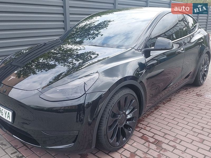 Tesla Model Y 2022